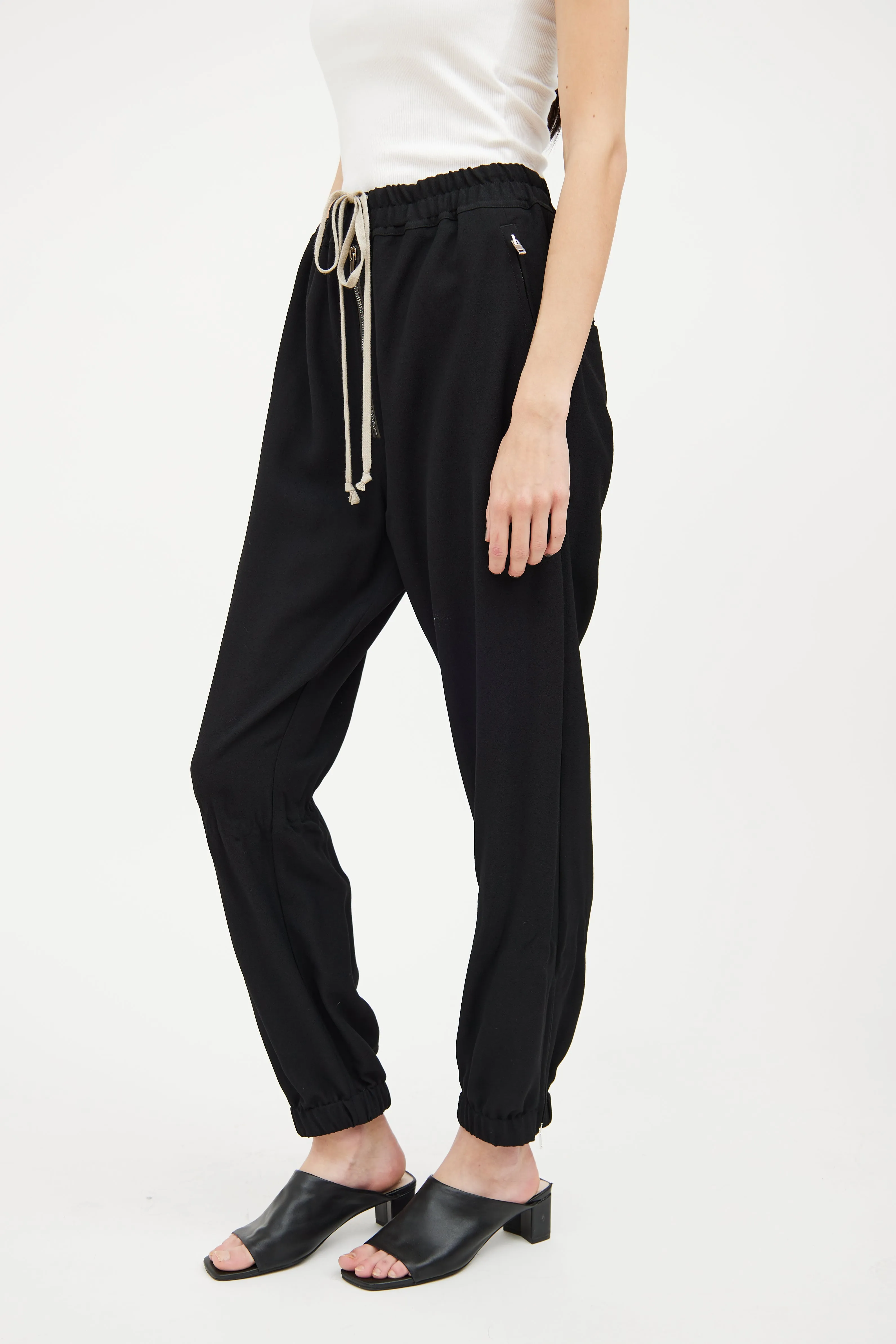 2021 Tapered Drawstring Pant