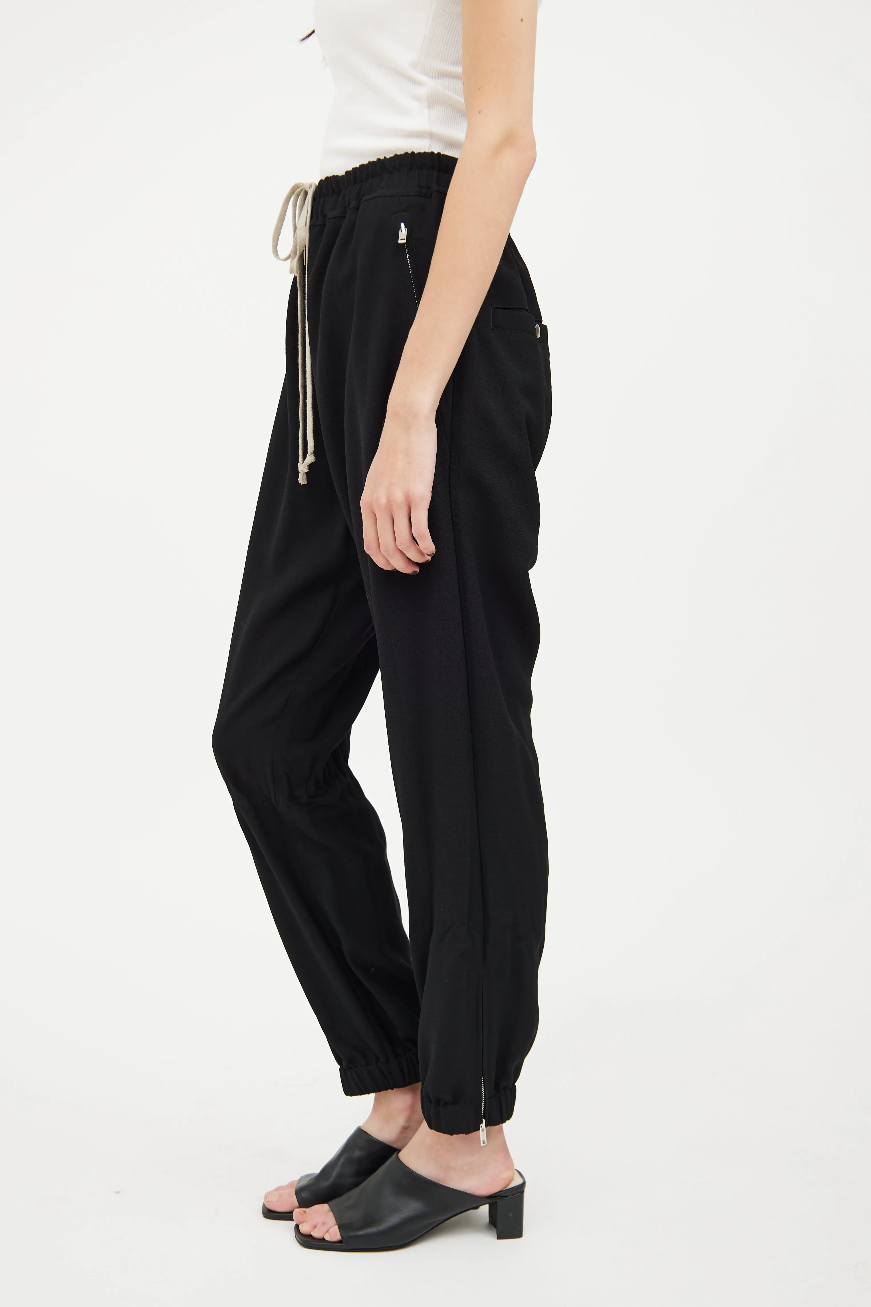 2021 Tapered Drawstring Pant