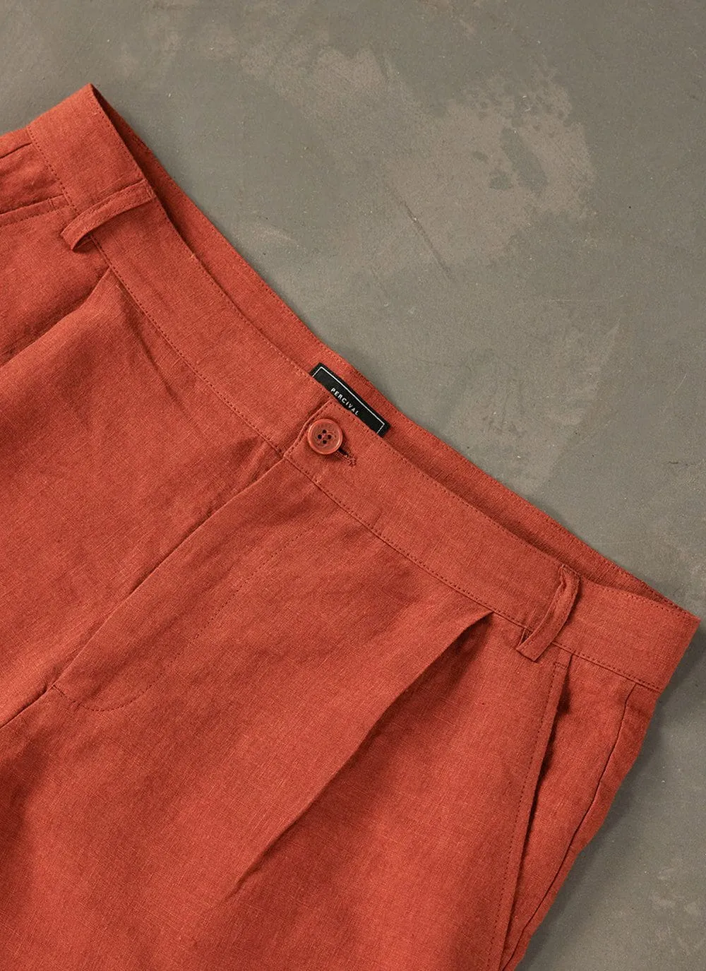 Pleated Linen Shorts | Rust