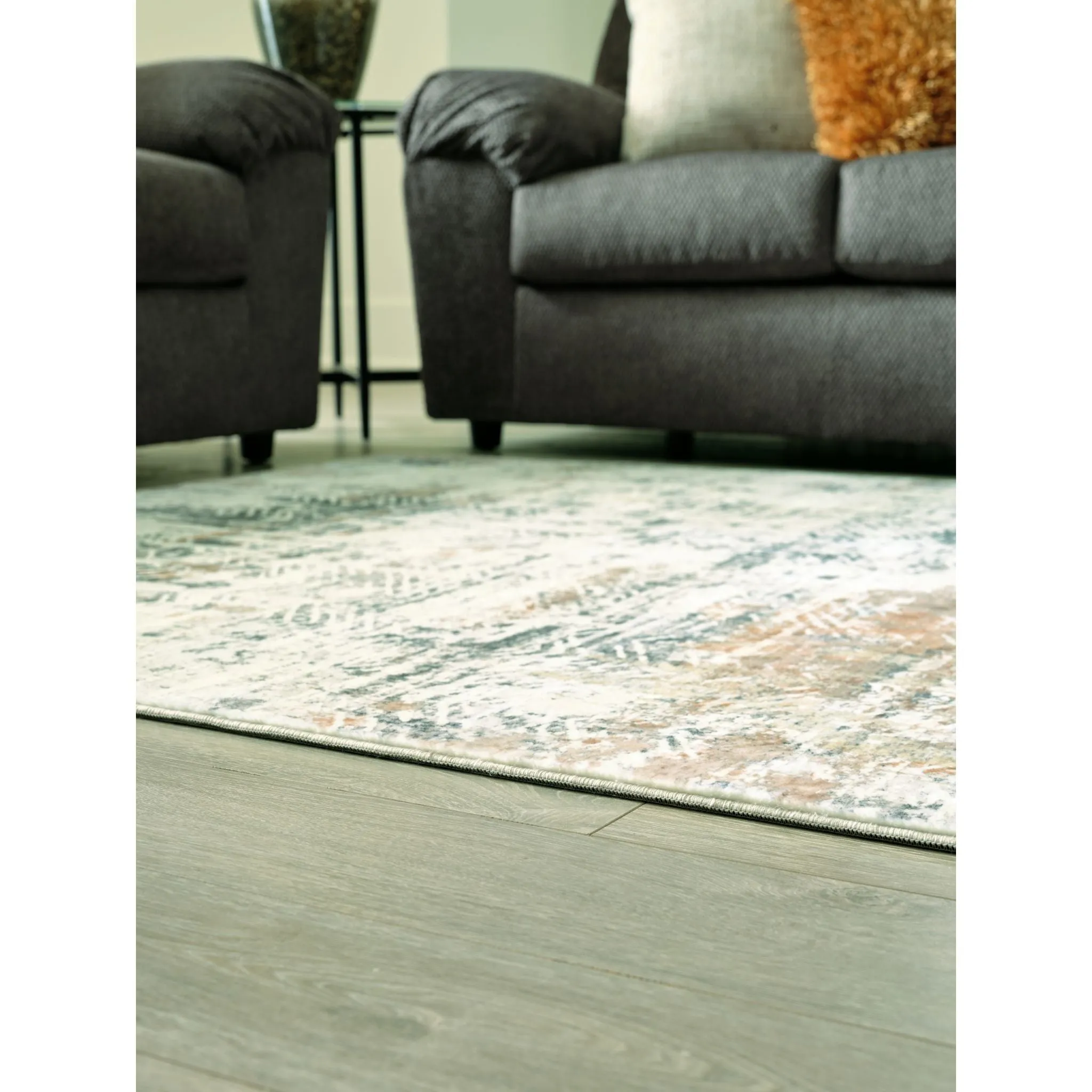 Redlings Area Rug