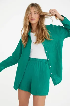 The Zion Linen Shorts In Emerald